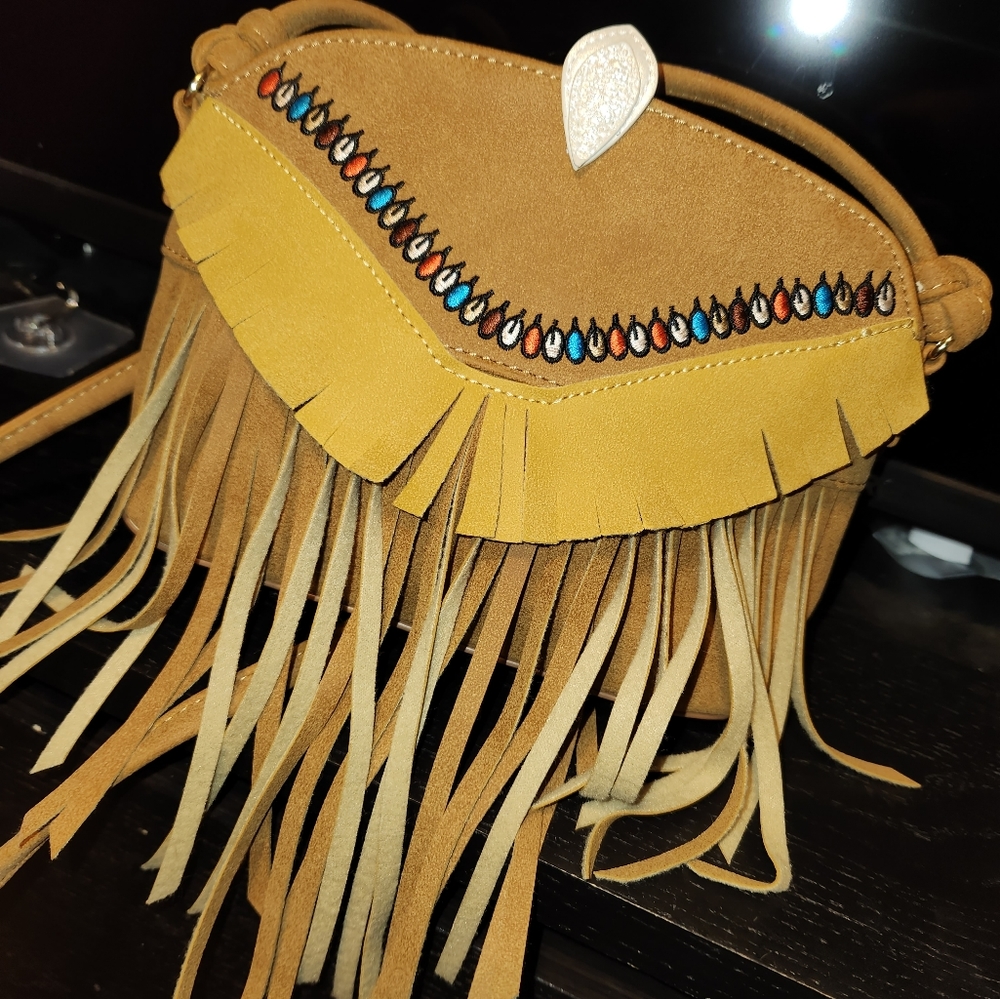 Danielle nicole Pocahontas disney bag